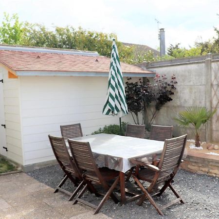 Villa Des Sables Avec 1 Studio Pour 2 Personnes Pouvant Etre Complete Par Une Chambre Avec Sa Salle De Bain Et Wc Si 4 Personnes Cabourg Exterior photo