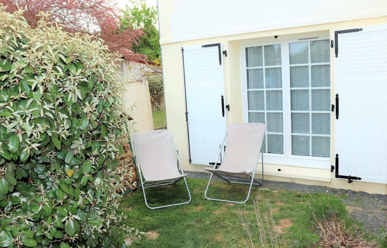 Villa Des Sables Avec 1 Studio Pour 2 Personnes Pouvant Etre Complete Par Une Chambre Avec Sa Salle De Bain Et Wc Si 4 Personnes Cabourg Exterior photo