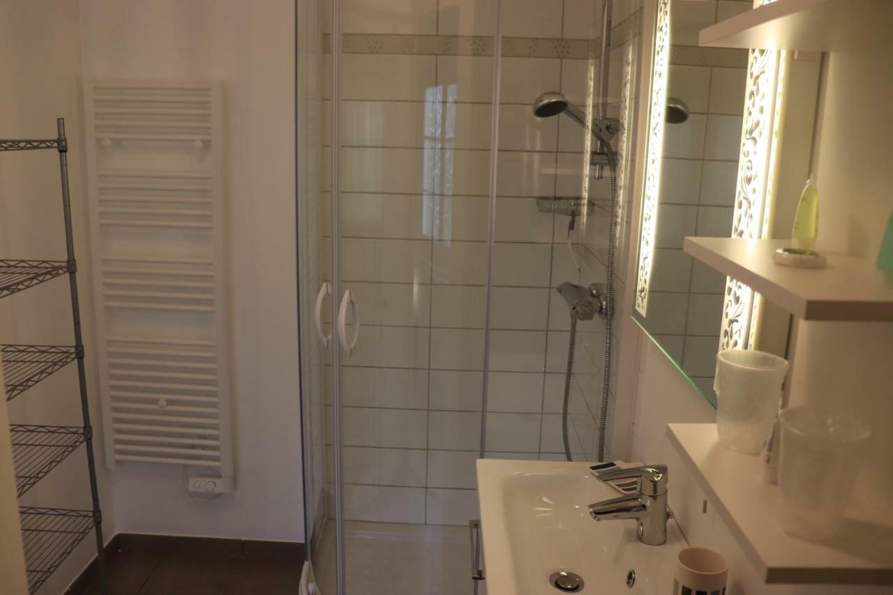 Villa Des Sables Avec 1 Studio Pour 2 Personnes Pouvant Etre Complete Par Une Chambre Avec Sa Salle De Bain Et Wc Si 4 Personnes Cabourg Exterior photo