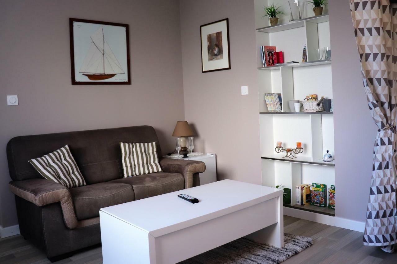 Villa Des Sables Avec 1 Studio Pour 2 Personnes Pouvant Etre Complete Par Une Chambre Avec Sa Salle De Bain Et Wc Si 4 Personnes Cabourg Exterior photo